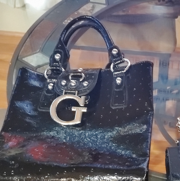 Handbag - Picture 1 of 2